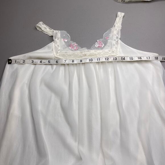 Vtg Miss Elaine Nightgown Slip Embroidered Floral Fairy Bride Honeymoon White M - Picture 9 of 10